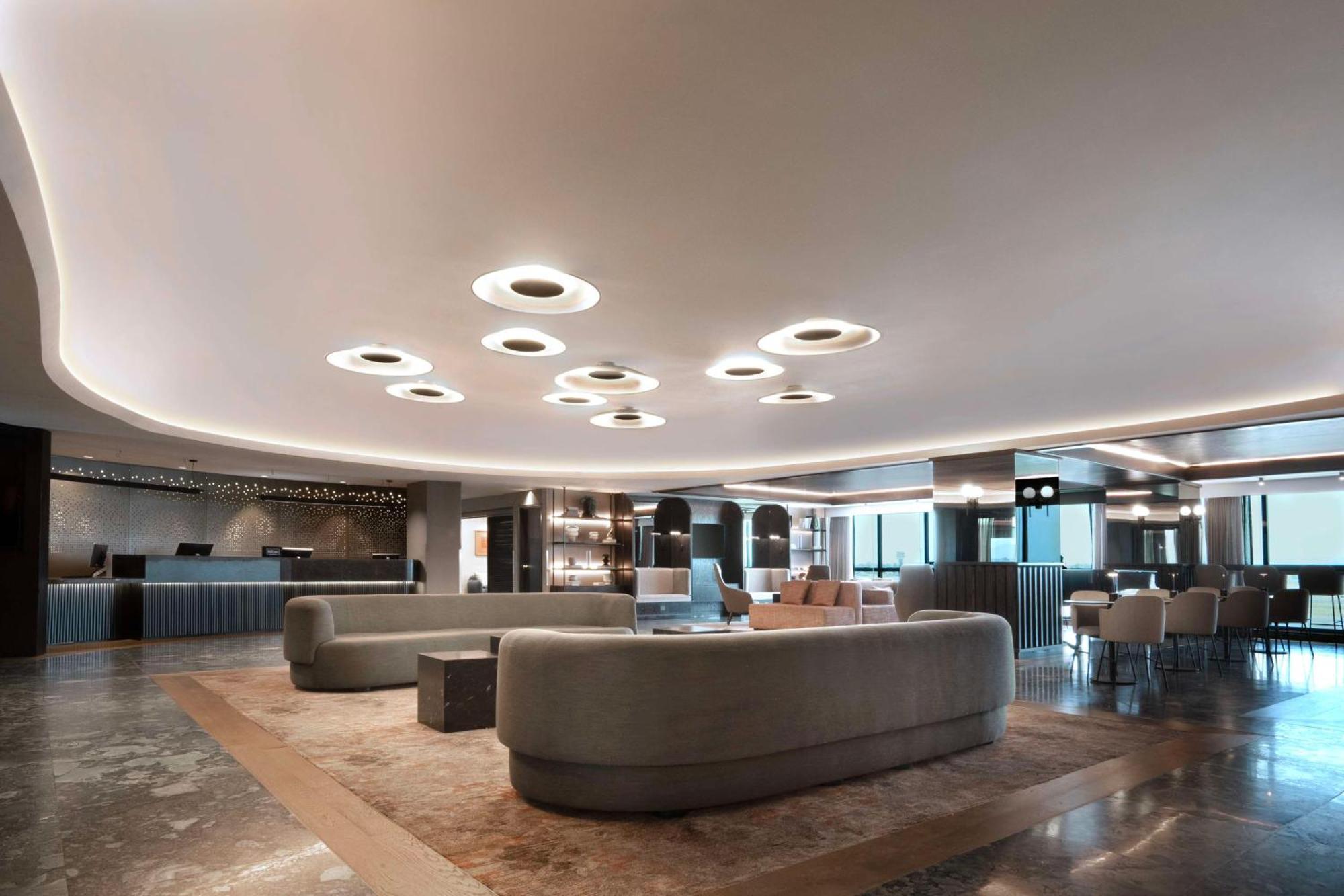 Hilton Mexico City Airport Exterior foto
